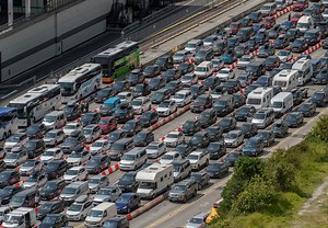 Dover traffic: ‘Critical incident’ declared as people face seven-hour queues