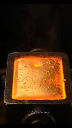 Awesome! From Raw Gold to Gold Bars ⛏️ #rawgold #satisfying #melting