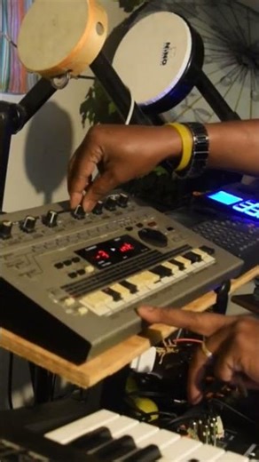 Roland mc303 House groove remix