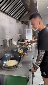 197K views · 791 reactions | Try the self cooking egg fried rice machine #China #chinatech | Embassy of The People's Republic of China in the United States | Facebook