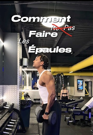 Tu fais l’erreur toi aussi⁉️ Si tu veux encore optimiser tu peux les faire à la poulie ou la machine et même te positionner sur un banc pour plus de contrôle ✅ Envoie ça à un pote qui rate toujours l’exercice 🤝 . . . #fitnesspark #exercice #gymtok #coach #epaule