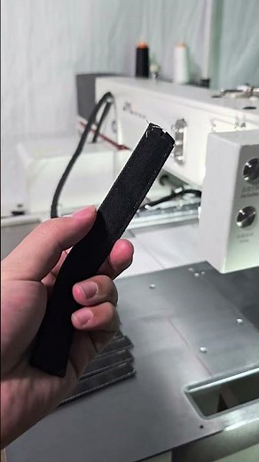 #automaticmachine #automaticsewing #industrialsewing #webbing JYL automatic industrial sewing