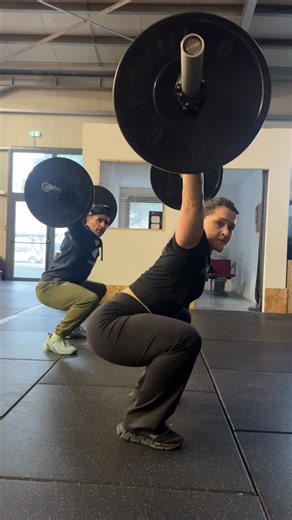 CrossFit Gaillac | 🎶 HALTÉRO + RYTHME = CHALLENGE 🎶 Avec Marine, on s’est chauffés sur un complex haltérophilie calé sur la musique de Josiane Pichet 🏋️‍♂️🎧... | Instagram