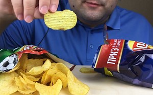 ASMR CRUNCHY POTATO CHIPS (Relaxing Crispy Eating Sounds) NO TALKING