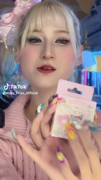 クロミちゃんと一緒に楽しむダンス動画