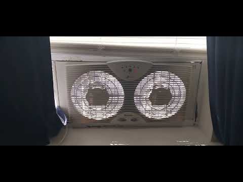 Mid 2010s Holmes 1 touch twin window fan