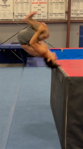 Tanner Witt on Instagram: "My lowest sitting gainer to the floor (I think) from the other day🔥 I have to take it outside, but I want to train distance before doing that so I don’t scalp myself😂 Filmed by🎥- @juicee_josh @tumble.tech #flips #challenge #funny #motivation #parkour #gym #texas"