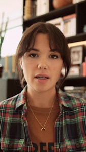 📕: Golden | Clara Louise