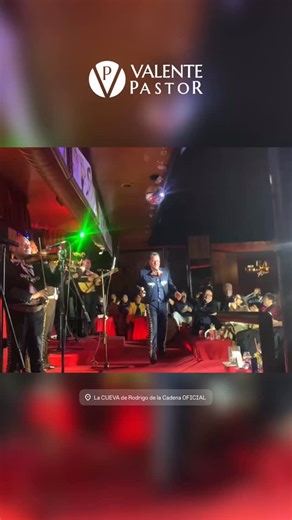 Cantando Desdén en La Cueva de Rodrigo de la Cadena #valentepastor #cantantemexicano #cdmx | Valente Pastor