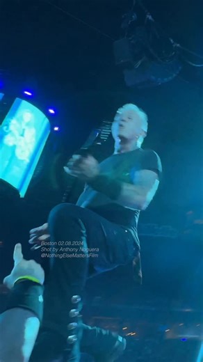 When someone asks you if the Snake Pit is worth it for a @metallica show. We’d suggest showing them this🤘🏼 | Nothing Else Matters Film
