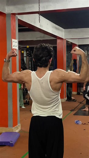 Top Gym Posing Techniques for Enhanced Performance