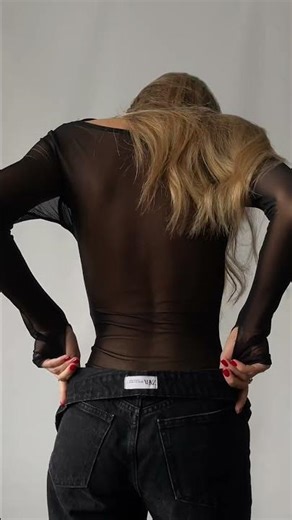 Ефектне боді з драпіруванням на грудях LK-283A350