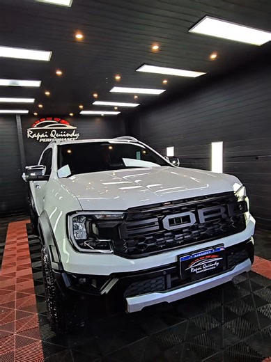 Instalación de accesorios para Ranger Raptor: Mejora tu camión