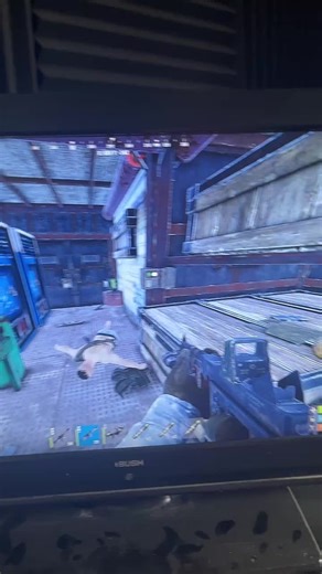 Free loot #console #gaming #rust