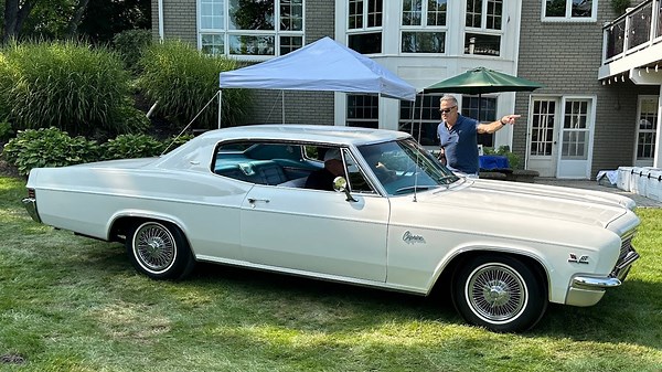 Budget, Luxury, & Performance All in One: 1966 Chevrolet Caprice 396 4-speed!