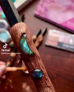 💚Heres a small peek of how I make my Enchanted Forest Clay Wands! Next time I’ll try to remember to start recording sooner.🙃 Each of these wands are handmade with Polymer Clay, Glitters & Mica Powders, Black Tourmaline, Labradorite & Agate. 🖤 . 🔮I couldn’t decide wether to offer these as a car charm or as a necklace so I decided to have a copper chain with clasp option from 6” to 30". This way you can choose a short length to hang around your rearview mirror or a longer length to wear as a n