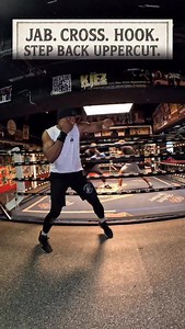 Jab. Cross. Hook. Step Back Uppercut.💥 A four-punch sequence that teaches timing, range, and punishment. The jab sets the line. The cross drives through the target. The hook forces the guard to close. And the step-back uppercut finishes the job you make them chase you into the punch. This is boxing IQ. Not just hitting… but letting them walk into the shot they never saw coming. Train it slow. Then sharp. Then fight-ready. 🥊 #boxinggym #boxingdrills #boxing #combo #no #Excuses #just #work #punc