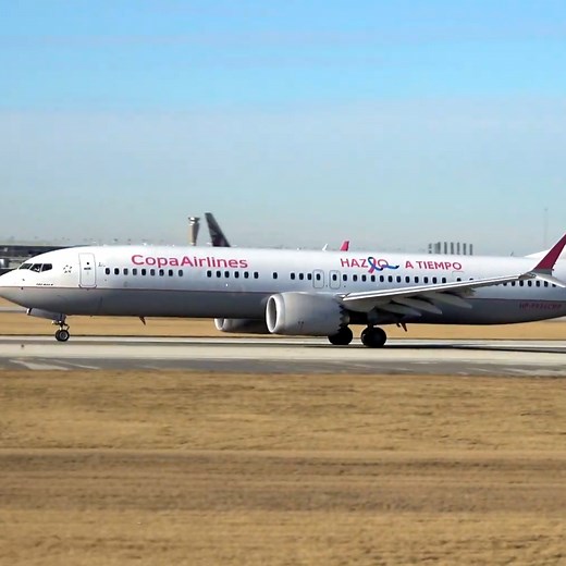 Copa airlines flight boeing 737 max leaving the runway towards Panama City ✈️ #reels #fblifestyle #Boeing737Max | Testing 7
