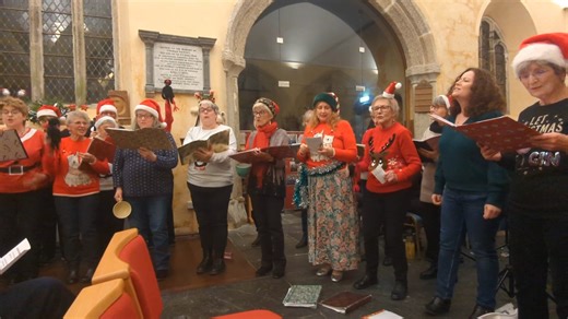 Well that's a wrap on 2025! 😃🎉 We've had the best year: new music, new members, and plenty of fun (and cake!) along the way.🎶🤗🤣🍰 We ended the year with a Christmas concert and a Cornish version of 12 Days - complete with actions, props and an audience joyously singing along with us. It was a blast! Not entirely sure how our true loves are going to fit that lot under the tree, and I can't imagine the choughs are going to be too chuffed about being wrapped up (see what I did there! 😂🐦‍⬛), 