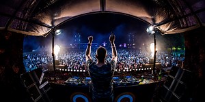 19K views · 473 reactions | We entered the night together with the creator of this year’s #QBASE anthem. Ready to strike as a Die Hard? Watch the full Noisecontrollers set at bit.ly/QBASE17-NC. | Q-BASE | Facebook