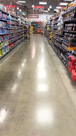 🐰❤️ Hop on down the aisles and stock up on your Easter Essentials without breaking the budget! This week, save BIG on all your favorite Schnucks Brand Items like: 🥣 $0.89 Schnucks Cream of Chicken Soup 🥕 $0.99 Schnucks Vegetables 🥧 $1.79 Schnucks Graham Cracker Crust 🍬 $1.99 Schnucks Marshmallows 🌰 $3.99 Schnucks Walnuts Whether you're planning Easter sides or a sweet dessert spread, our brand has your back (and your cart). 🛒🐣 Check the Weekly Ad in your Schnucks Rewards App for even mor