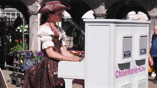 Piano bike busker Chloe Marie Aston visits Kent, UK