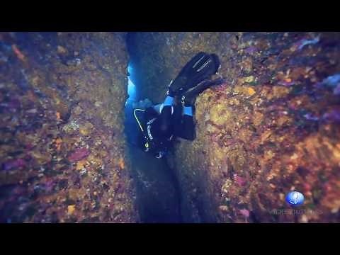 Diving in Gozo (Malta) The Blue Hole