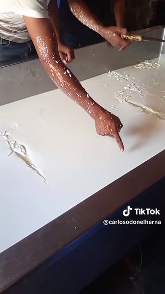 Videos de El Tuty 🤪🤪 (@carlosodonelherna) con “sonido original - KevCaal”