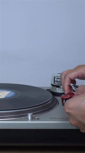 215K views · 2.2K reactions | do you know the difference between Ortofon 2M Red + 2M Blue cartridges? ⇢turntablelab.com/ortofonhifi #ttlhifi #ortofon2mred #ortofon2m #ortofon2mblue #hificartridge #turntablecartridge #turntableaccessories #vinylcollector | Turntable Lab | Facebook