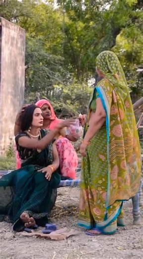 लतखोर ननद 😂😂#अवधी# #trending#funny#comedy#viral#shortfeed#rolijaunpuriya😂