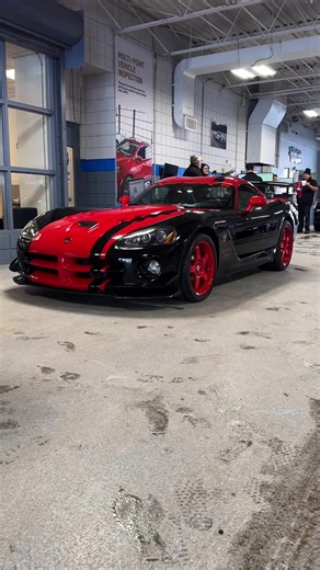 Fresh cars just dropped at Feldman Highland! 2010 Dodge Viper SRT10 ACR 1:33 - 1,474 Miles - V10 - 6 Speed Manual 2023 Corvette C8 Z06 70th Anniversary Edition - 635 Miles - V8 Check them out at Feldman Chevrolet of Highland! #cars #supercars #sportscar #viper #corvette