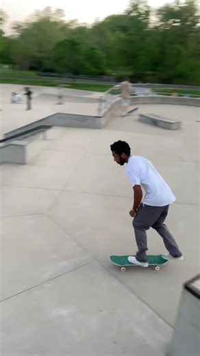 pool table griptape tony #skateboarding #synskatexlub #grind #fun #explore