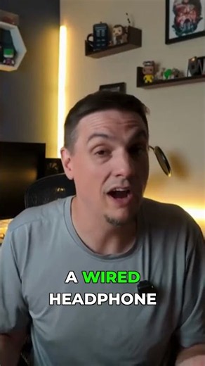 Why Wired Headphones are BEST for Flights!