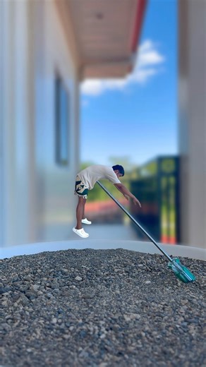 Creative perspective photography using screw driver😳📸