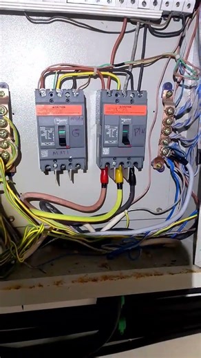 cari penyakit panel yang konslet #electrical #electricalpanel