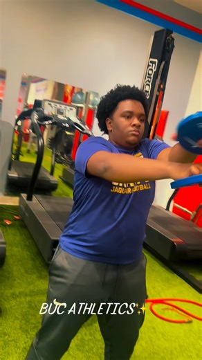 #CapCut #movementmatters #applyingscience #functionalstrength #shouldergirdle #reducingtheriskofinjury #functionalstrength #bodiesunderconstruction | B U C Athletics Training Center