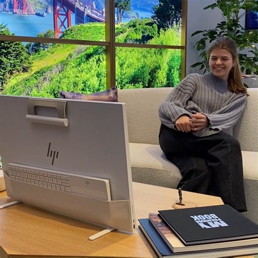 27K views · 702 reactions | When your day is go-go-go, simply pick it up and carry on from anywhere in your house. #HPEnvyMove https://bit.ly/3SV7bMe | HP | Facebook