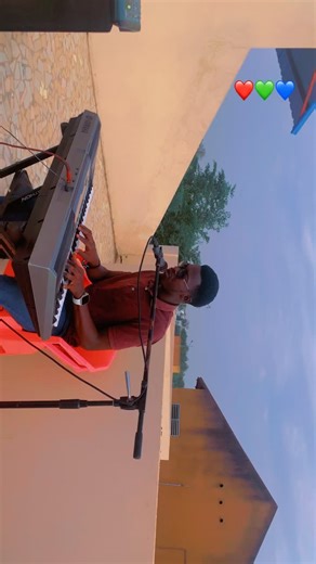 Walusima borom bi ci sa yeurmandé bouma bayi ma xadi✝️🙏#adorationchretienne🙏🙏😊❤️ #tik_tok #louange #adoration #worhsip #cantiquechrétien @CHANTRE PIW LE SÉRAPHIN @Fulgence_Gackou