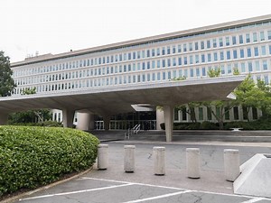 Man Fired Shots, Pointed Gun At Himself Outside CIA