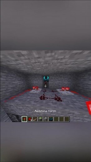 Making the Ultimate INVISIBLE Automatic Secret Base Door in Minecraft! 🤫🚪