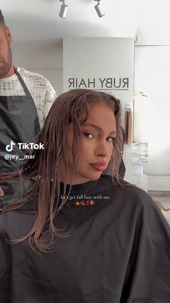 Get Stunning Fall Hair Looks This Season