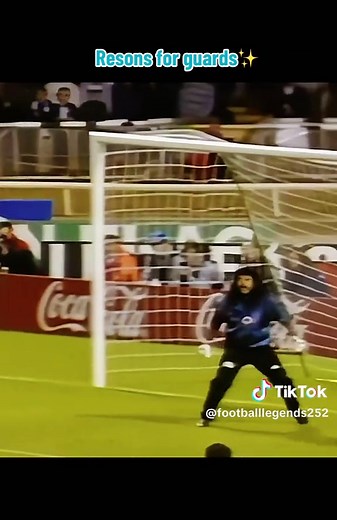 Expert Football Skills: Mastering Freestyle Techniques