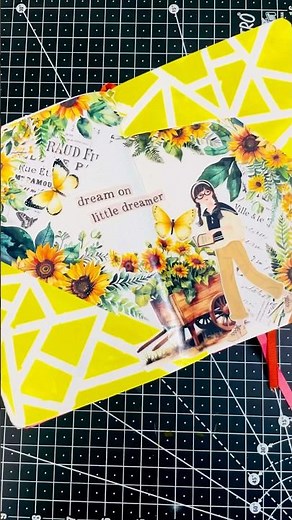 Why Junk Journaling is the Ultimate Stress-Buster!