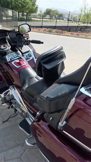 VENDIDA !!! SE VA PARA GUANAJUATO ESTA BELLEZA GOLDWING 2007 NAVY !!! G R A C I A S | Goldwing Gdl