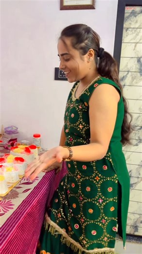 🎂JT Baker's🎂 on Instagram: "Letter Cake Order Completed🥰🎂 . . . #jtbakers #varanasi #banaras #cakes #its_tia_official_888"