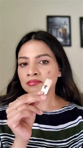 How to remove messy eyeliner #makeuphacks #youtubeshorts #eyeliner #makeup #hack