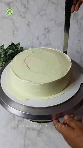 12K views · 144 reactions | Easy Cake Decorations #cake #cakedecorating #birthdaycake #chocolate #food #fyp #trending #shorts #trendingshorts #fypシ #reels #cakedecorating #cakes #birthdaycake #viral #food #dessert #anniversary #birthday #cakedesign #baking #foodporn #yummy #homemade #love #sweet #bakery #cupcakes #foodie #cakeart | Shopna's Kitchen | Facebook