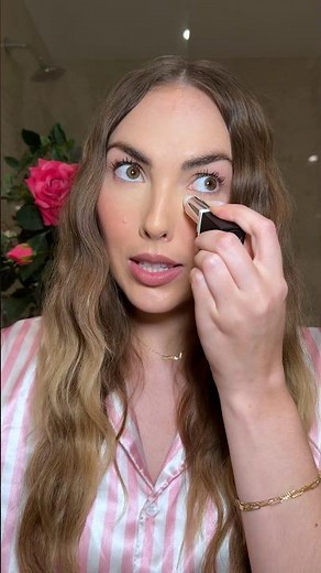 It’s tough being an actress 🤣🤣 #makeuphack #makeuptutorial