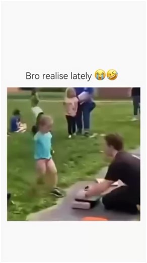 Memes | Humour on Instagram: "Fun Fact: Lateralisation refers to how certain functions of the brain are specialized to either the left or right hemisphere. For example, in most right-handed people, language is primarily processed in the left hemisphere, while spatial awareness and facial recognition are often handled by the right hemisphere. Here’s the cool part: Despite the common myth that people are strictly “left-brained” (logical) or “right-brained” (creative), both hemispheres usually work