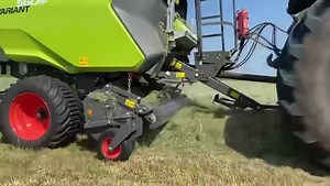Great performance with CLAAS VARIANT Round balers (variable belt chamber) https://www.claas.co.uk/products/balers | CLAAS Eastern